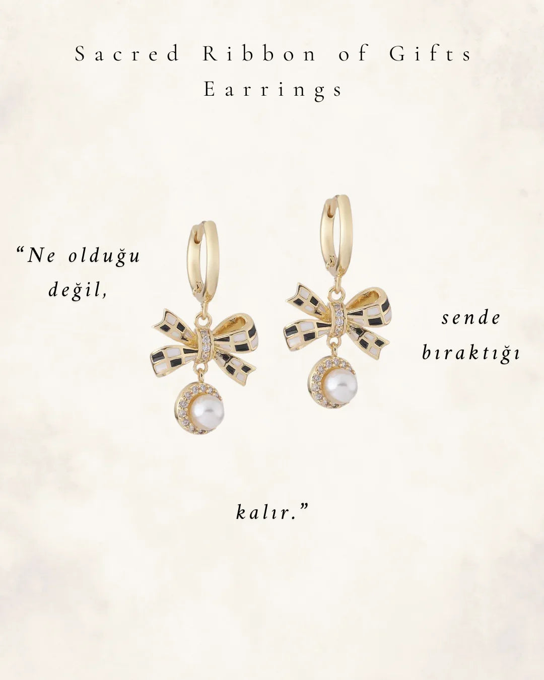 Sacred Ribbon of Gifts Gold Küpeler