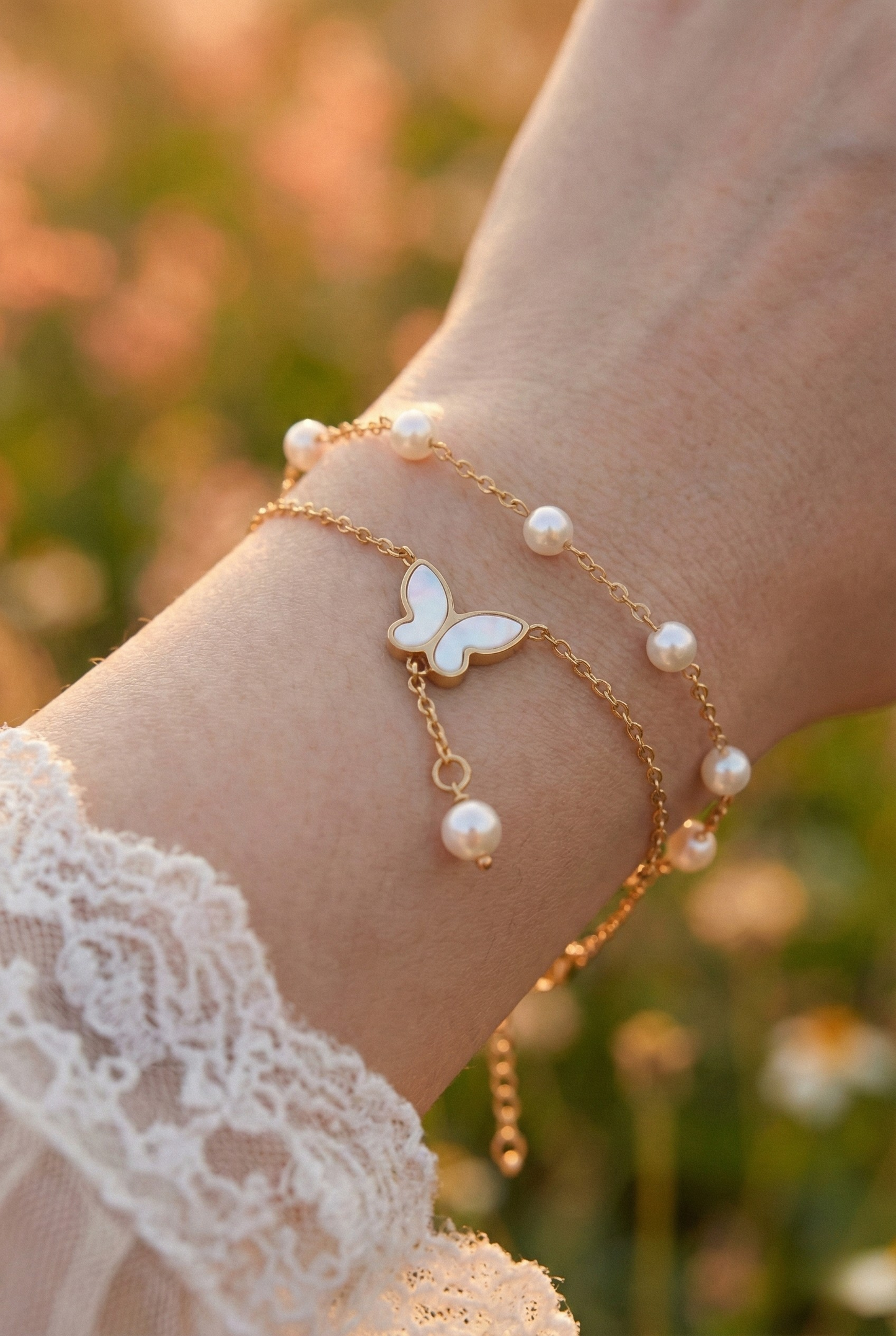 Lunaria Wings Kelebek & İnci Süslemeli Gold Bileklik