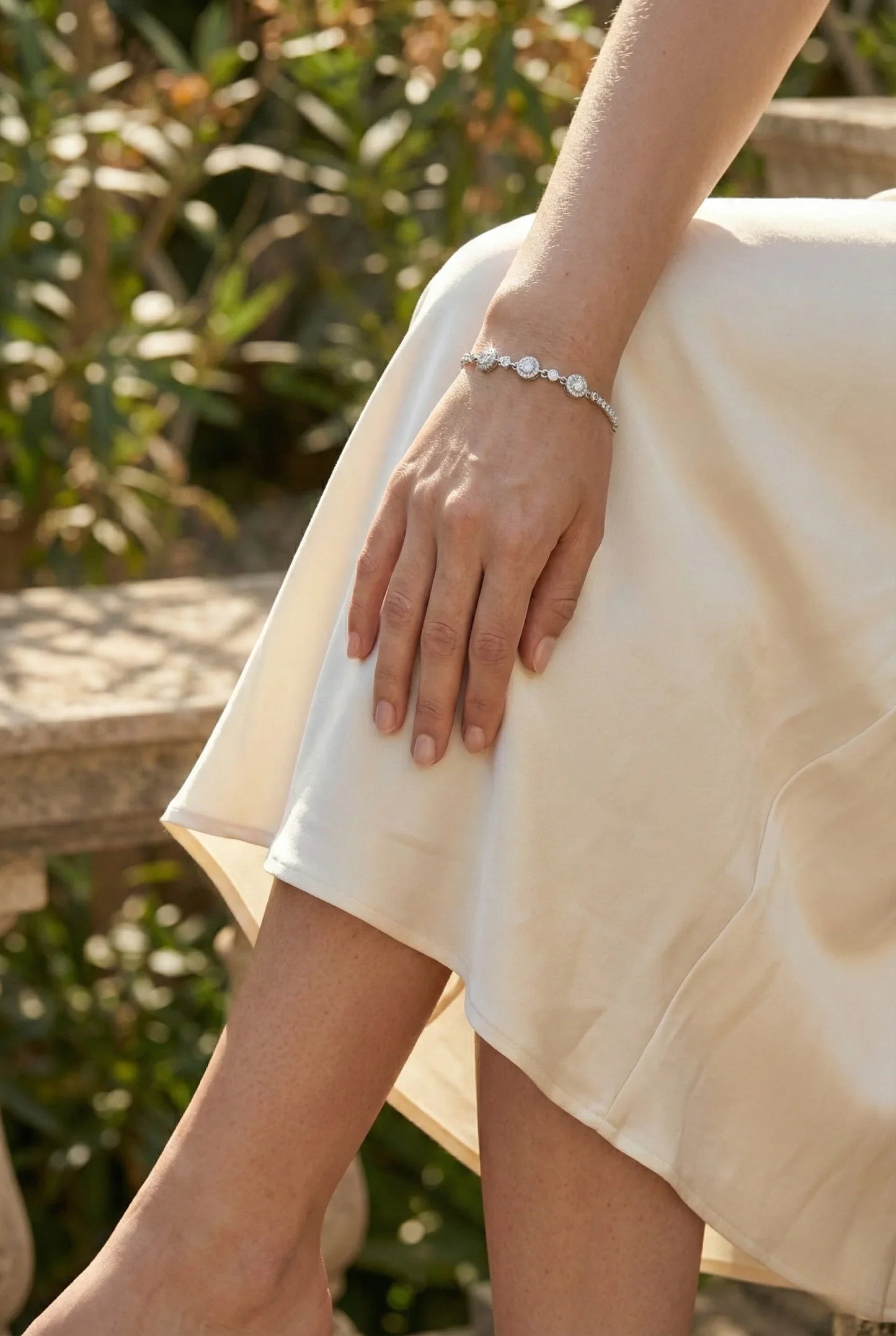 Stellar Whisper Silver Su Yolu Form Zirkon Süslemeli Bileklik