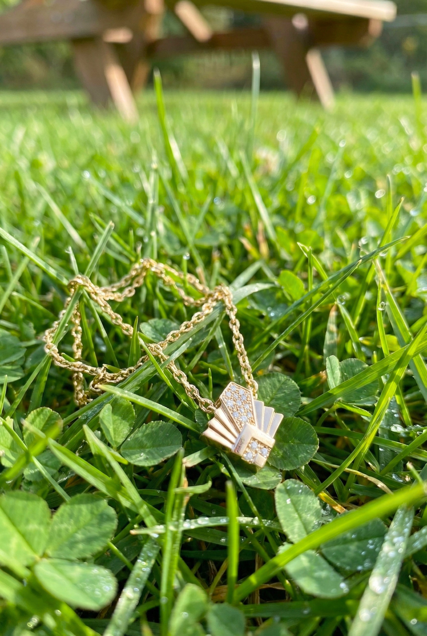 Vista Ancient Angle Kolye