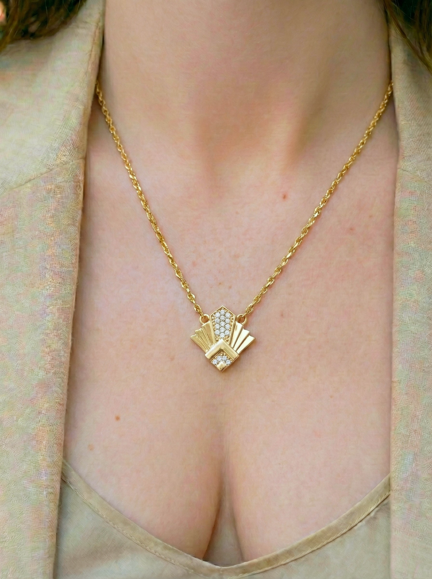 Vista Ancient Angle Kolye