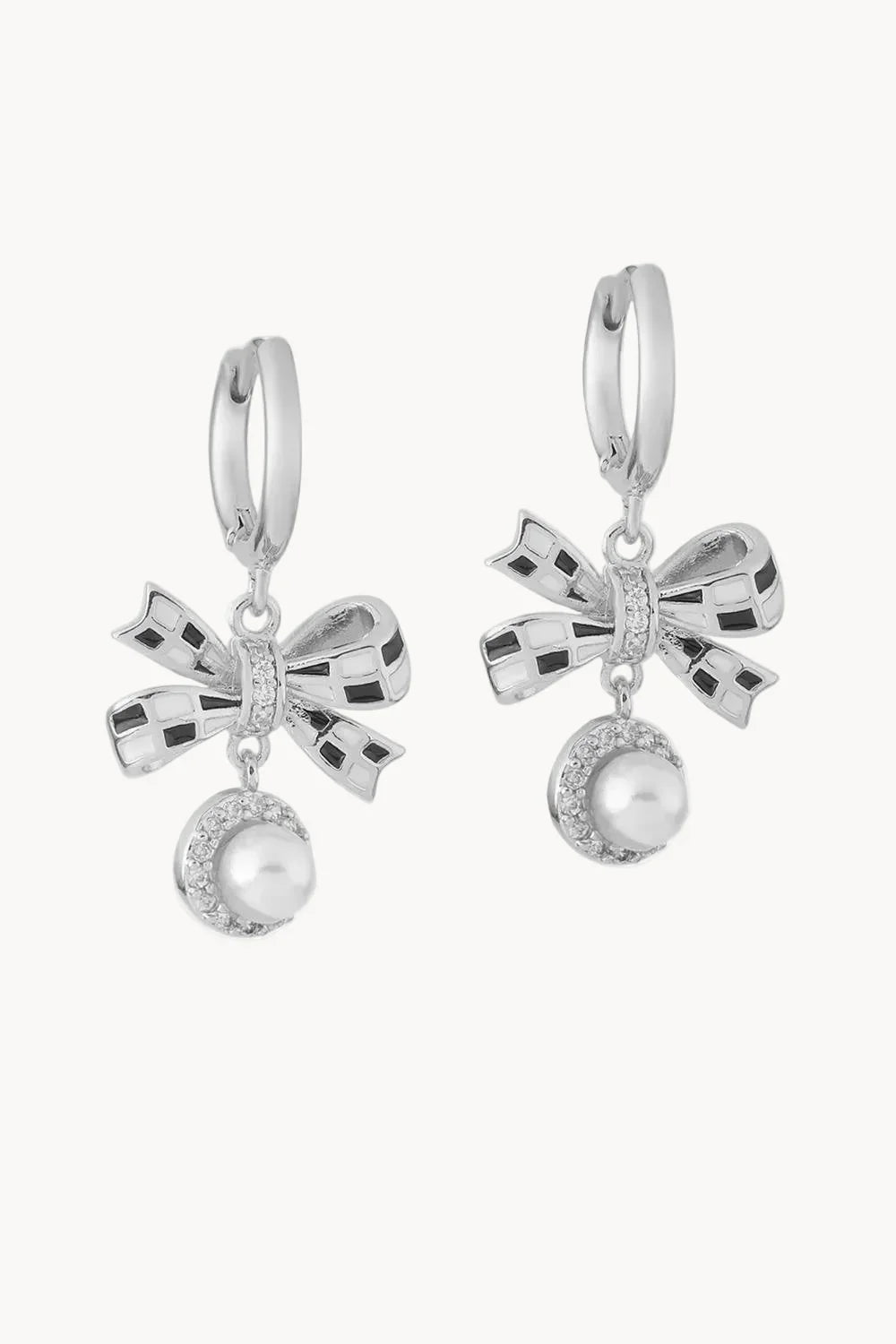 Sacred Ribbon of Gifts Silver Küpeler